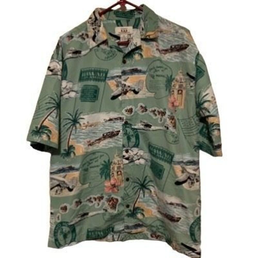 K.A.D. Size Men’s Medium Short Sleeved Hawaiian Shirt